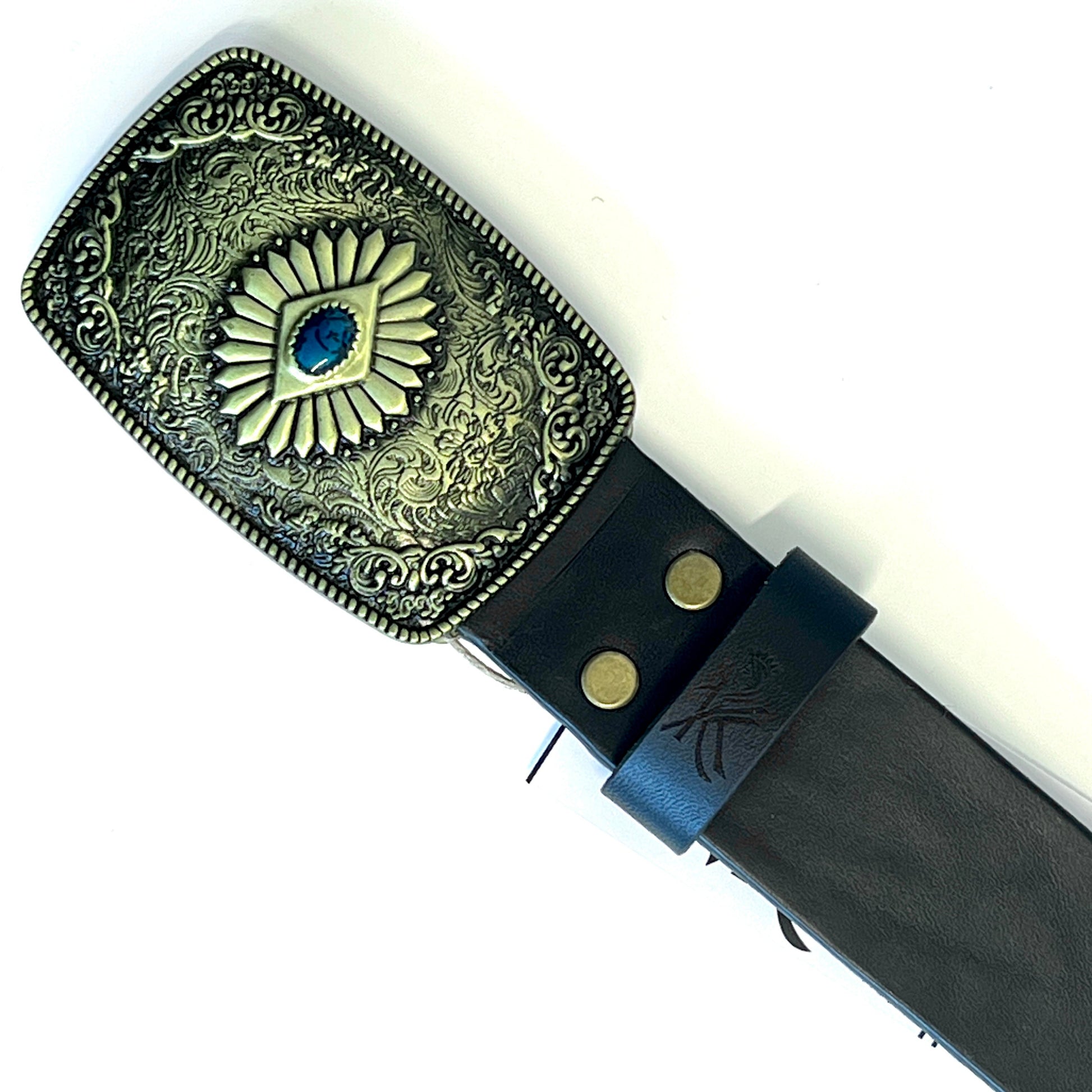 Foto dettaglio fibbia della cintura in pelle texas